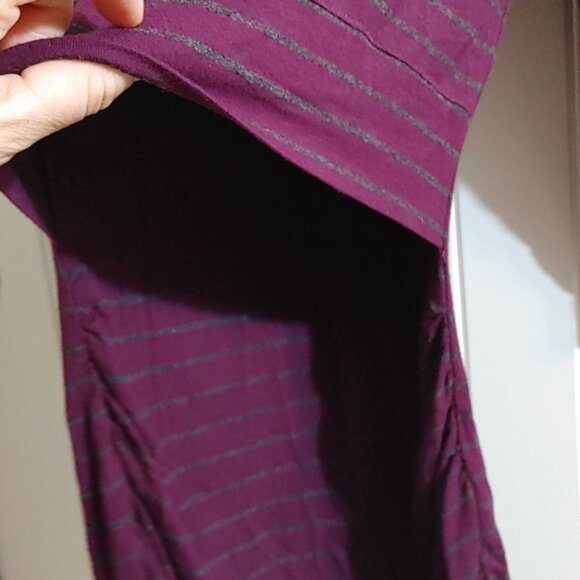 Thyme maternity burgundy gray stripes nursing top 3/4 sleeves XS - Picture 4 of 7